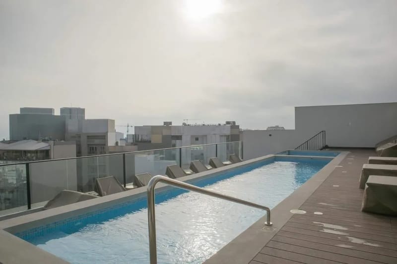 Radiant 1BR w/ Balcony in Miraflores