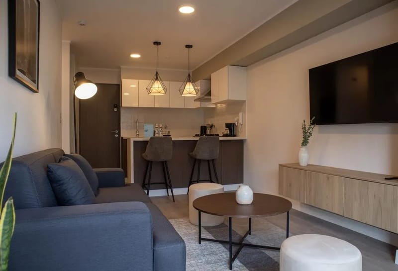 Radiant 1BR w/ Balcony in Miraflores