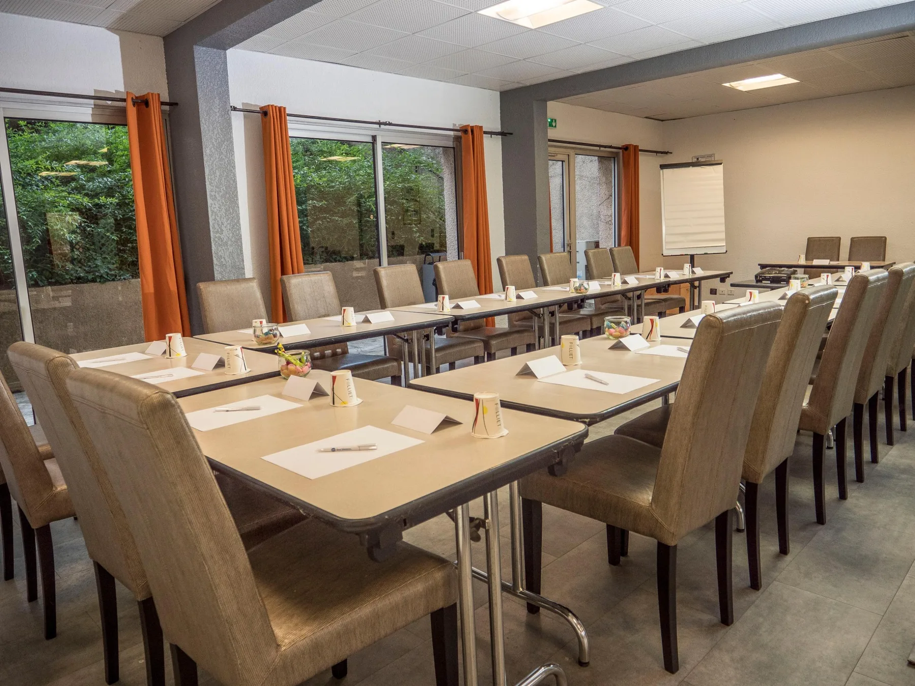 Meeting and reception room