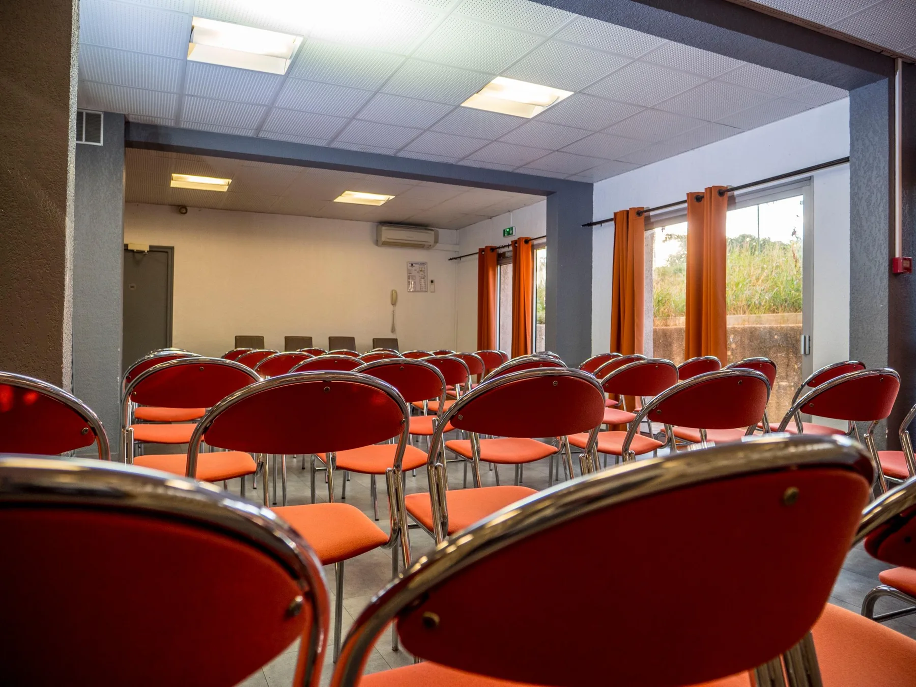 Meeting and reception room