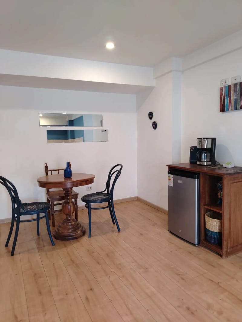 Modern 1BR in Plaza de Armas w/ Balcony