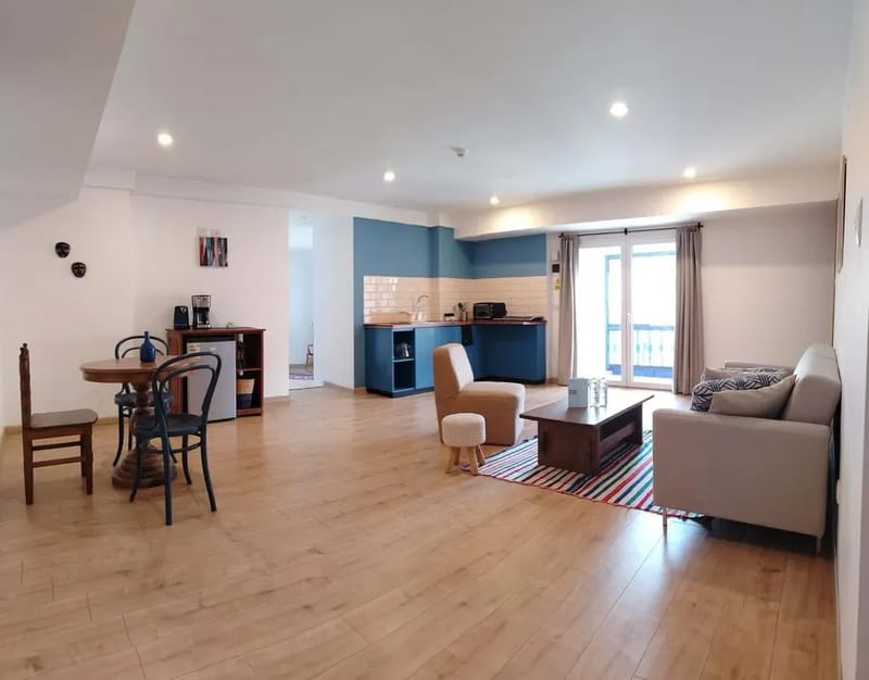 Modern 1BR in Plaza de Armas w/ Balcony