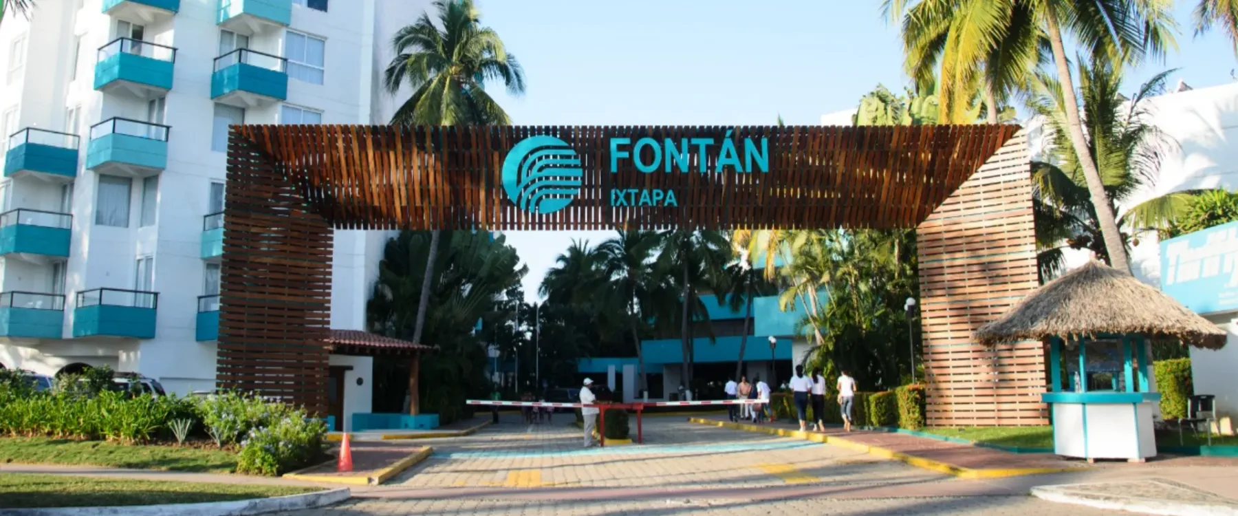 Hotel Fontán Ixtapa exterior
