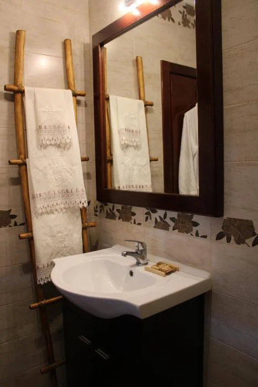 Habitación doble con baño privado