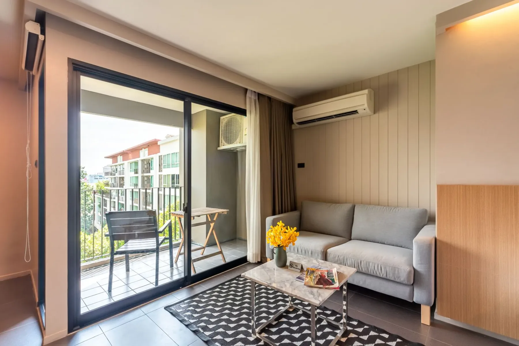 Premier room