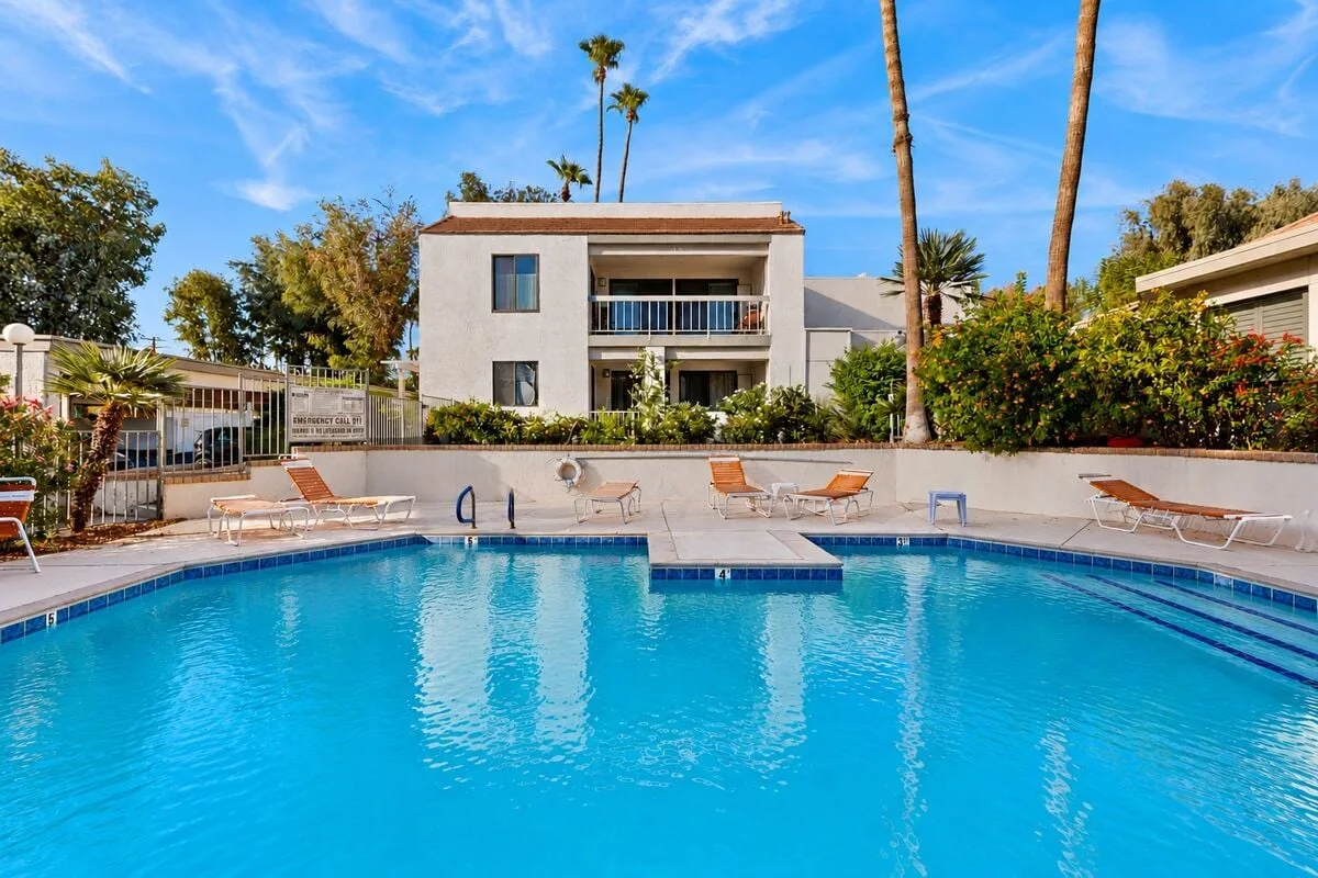 Riviera Gardens