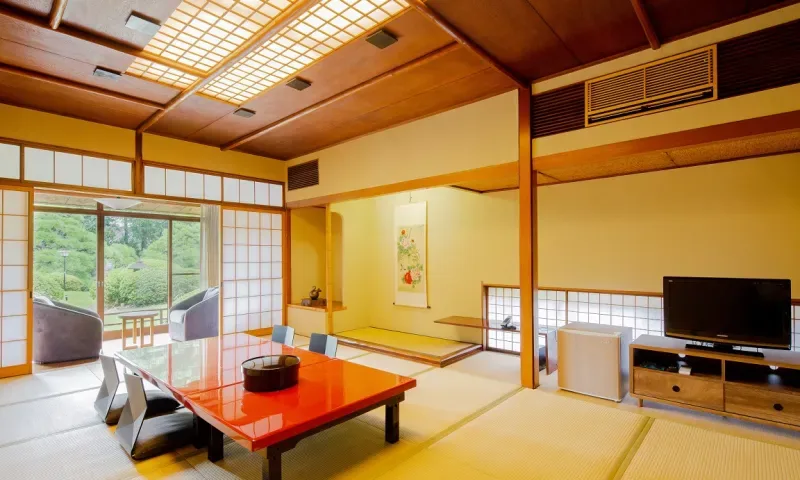 Japanese-style room