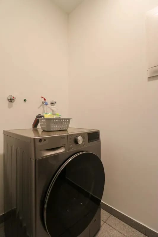 Design-Forward 2BR w/ Balcony in Miraflores