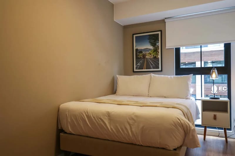 Design-Forward 2BR w/ Balcony in Miraflores