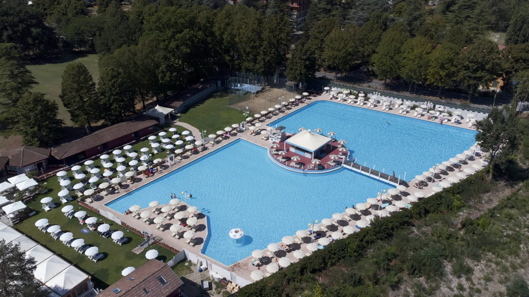 Pool at Lido Salice Terme