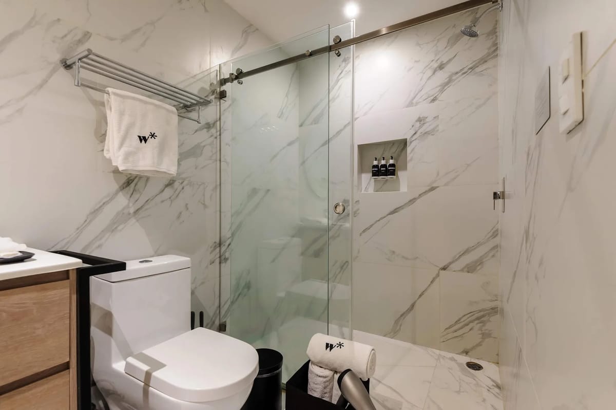 Deluxe 1BR w/ AC in the Heart of Roma Sur