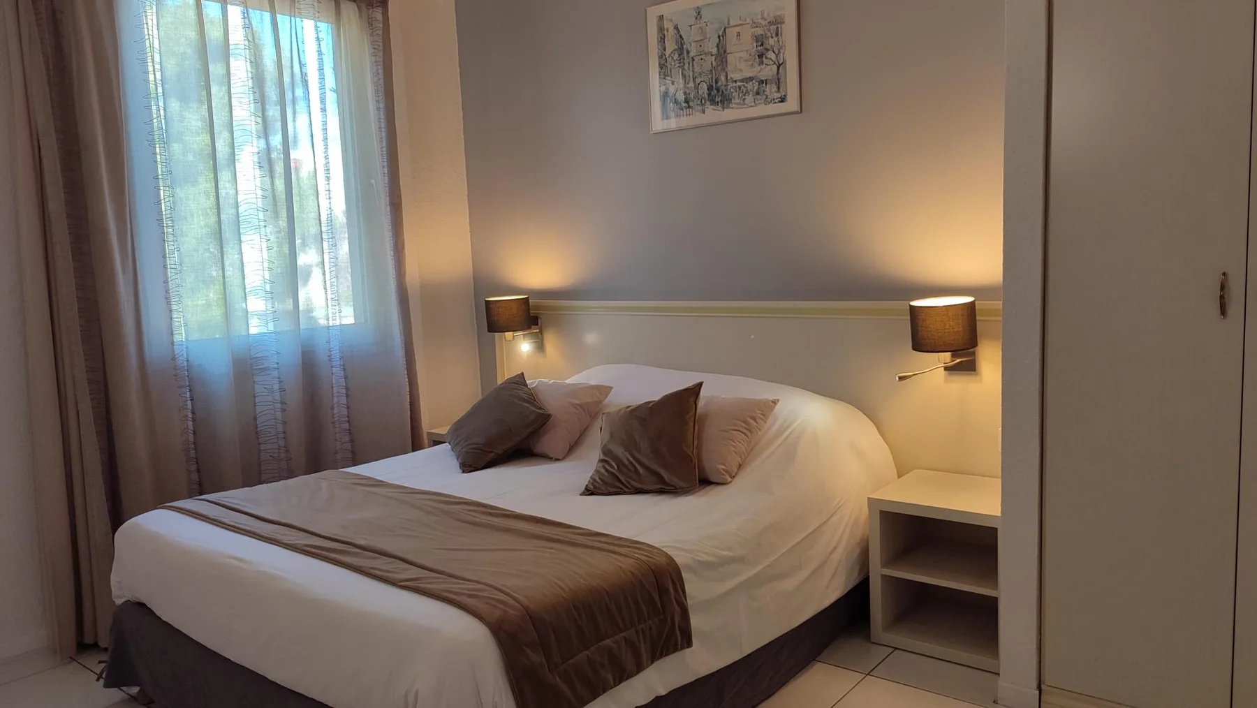 Classic double room — courtyard view