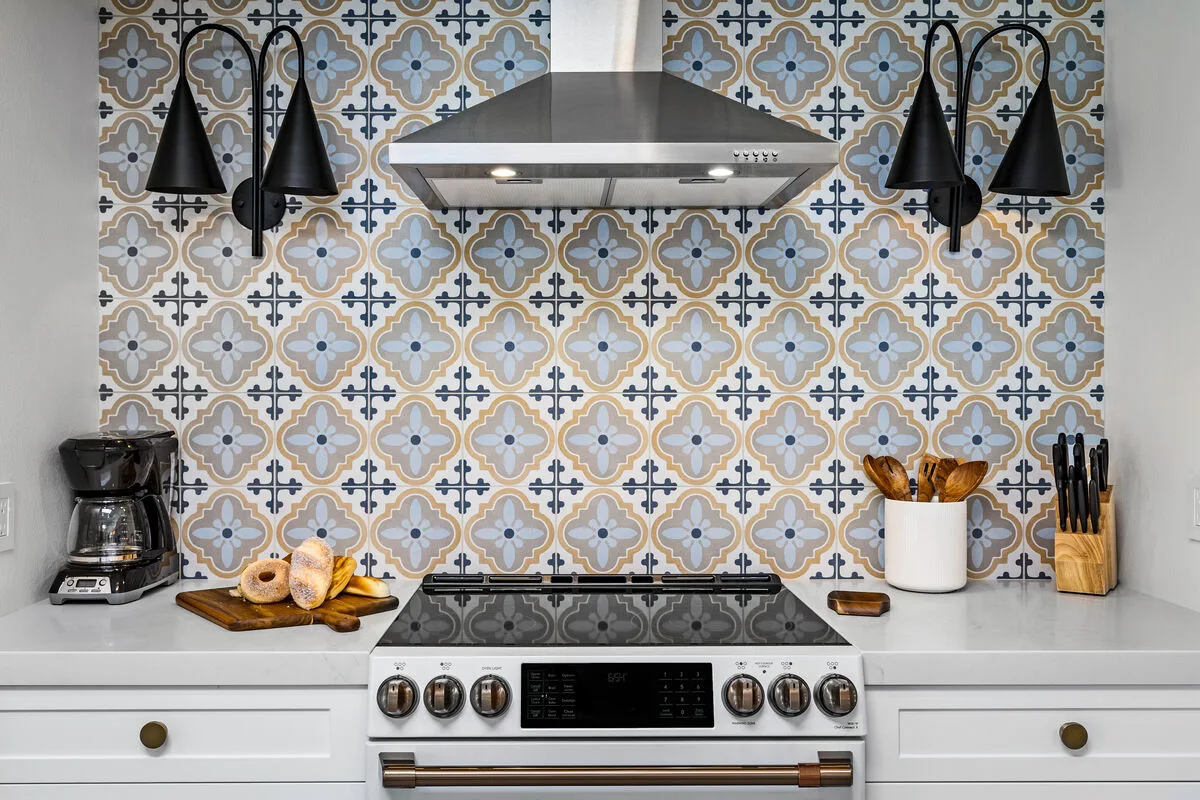 Eleven Palms