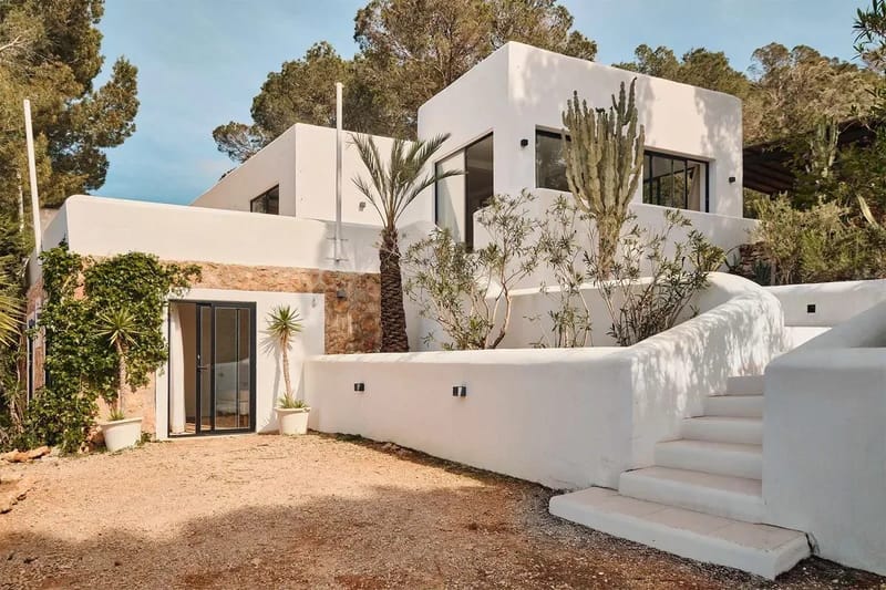 Spacious 5BR Villa with Private Pool in Ibiza