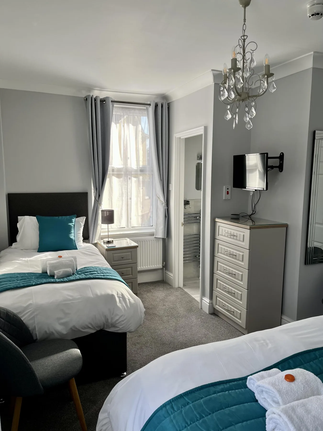 Bentley Lodge room photo
