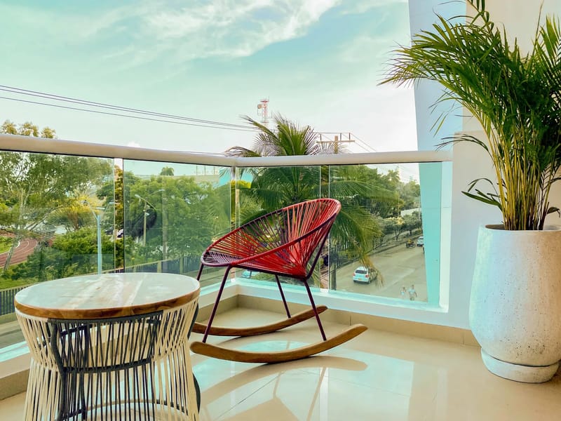Spectacular 2BR w/ Balcony n AC in Bocagrande