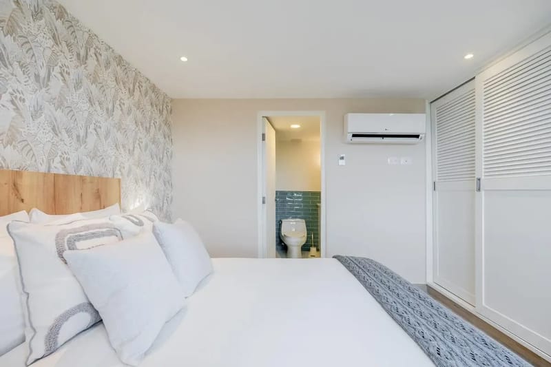 Elegant 3BR in Casco Antiguo w/ Terrace