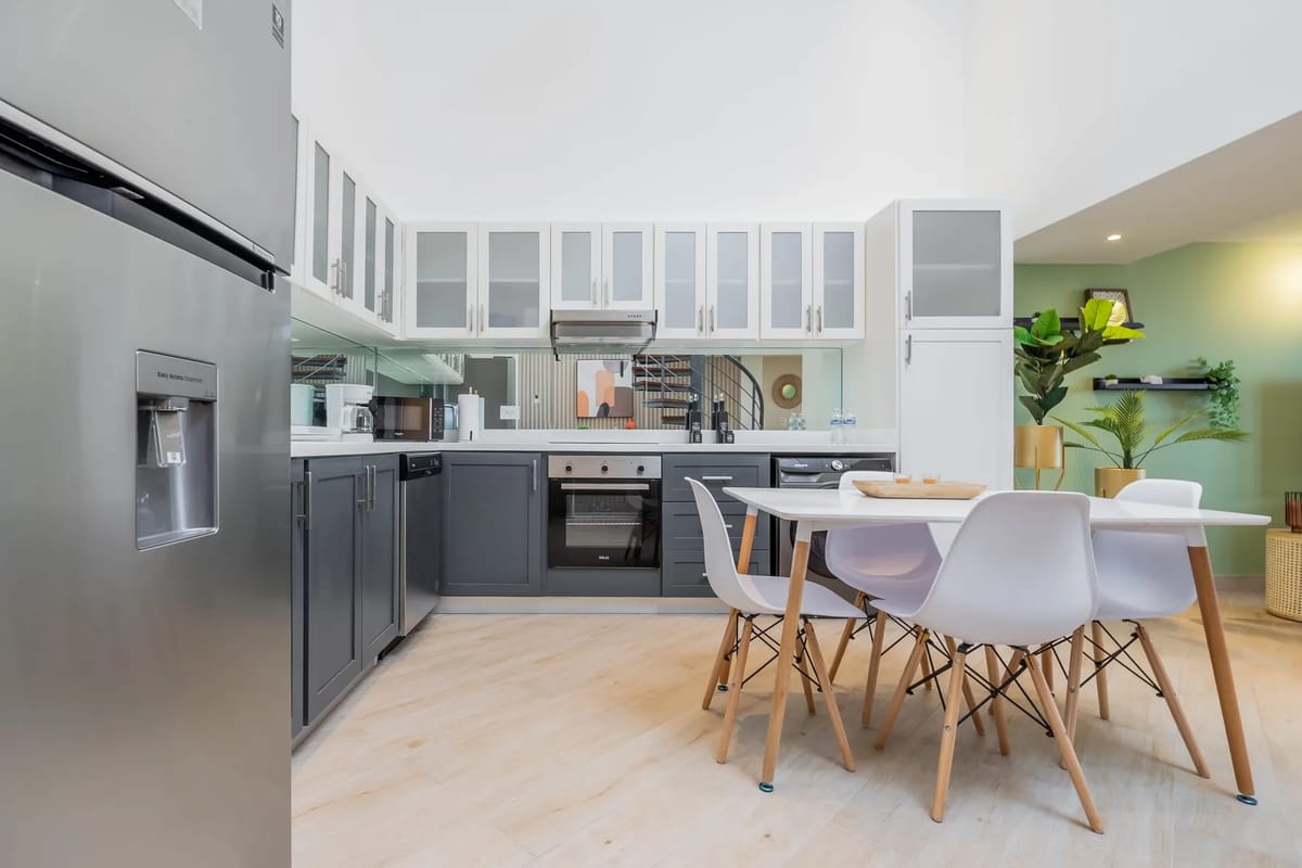 Elegant 3BR in Casco Antiguo w/ Terrace