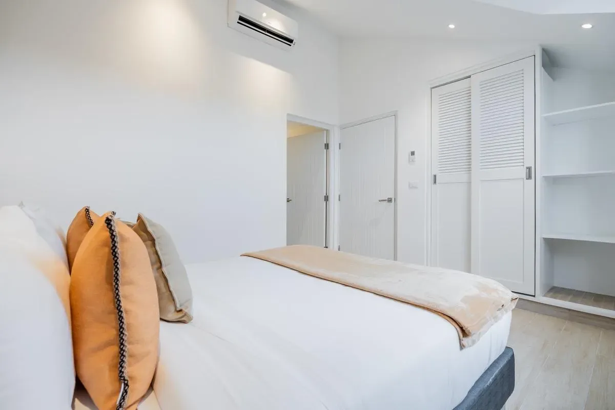 Elegant 3BR in Casco Antiguo w/ Terrace
