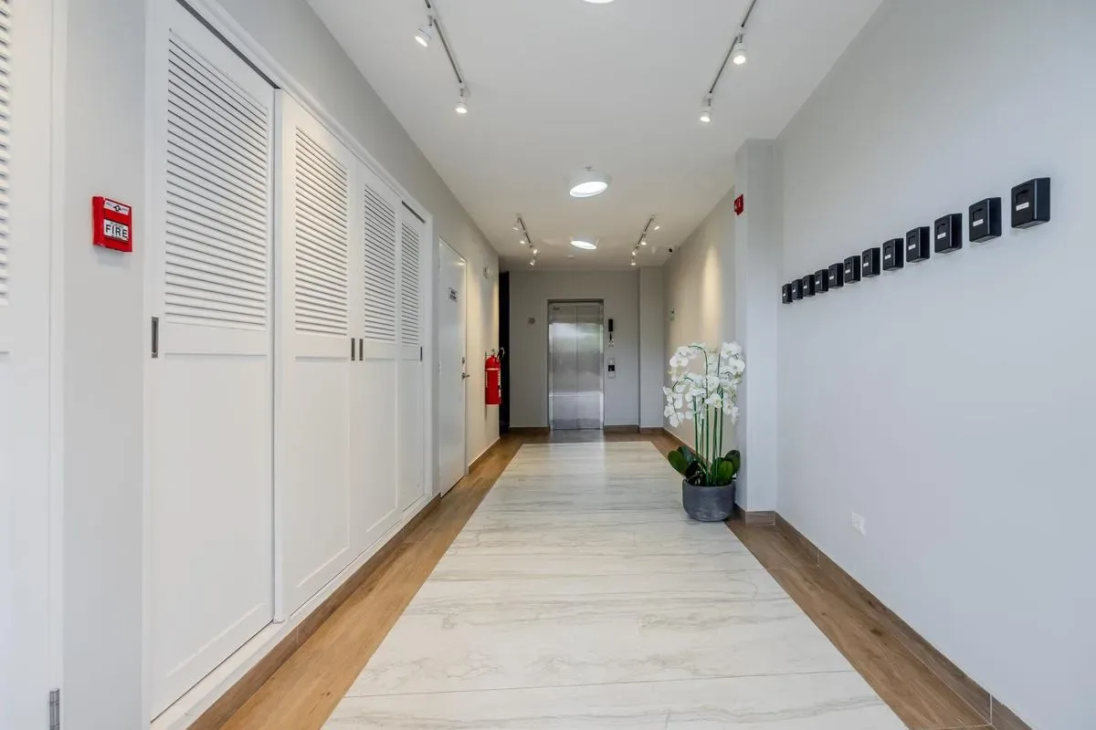 Elegant 3BR in Casco Antiguo w/ Terrace