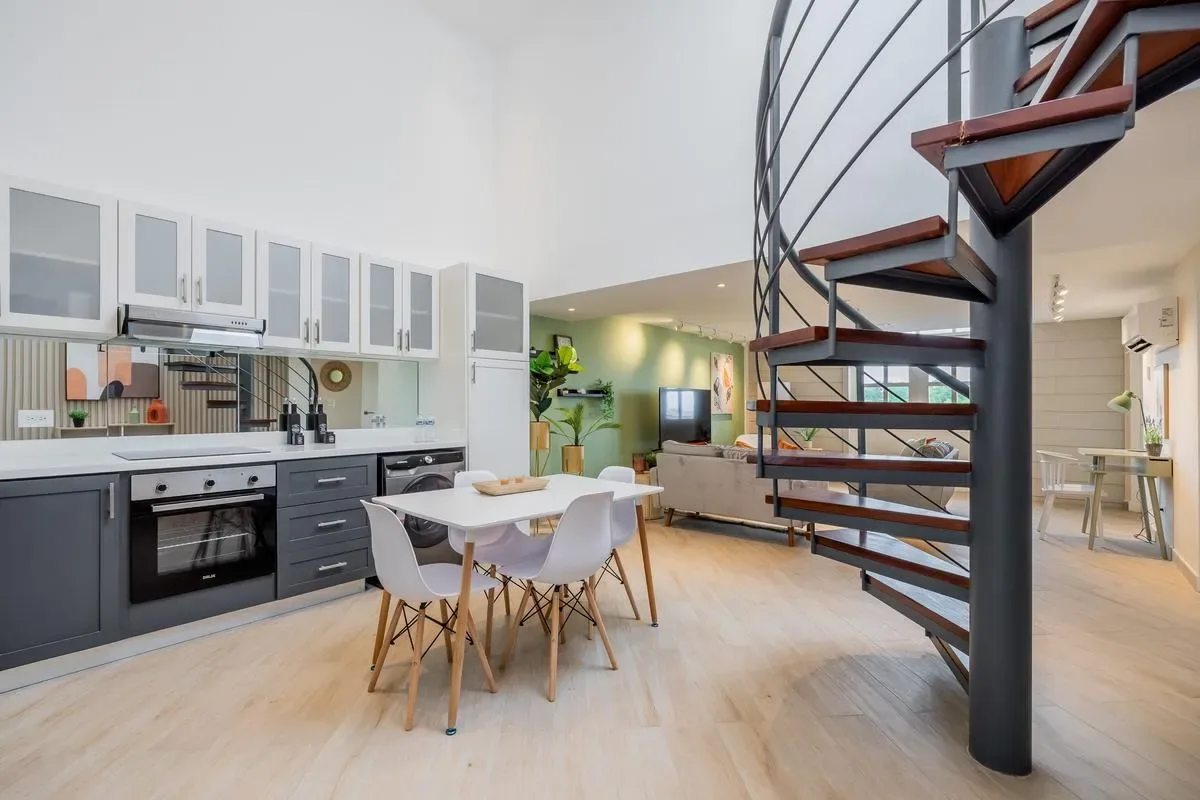 Elegant 3BR in Casco Antiguo w/ Terrace