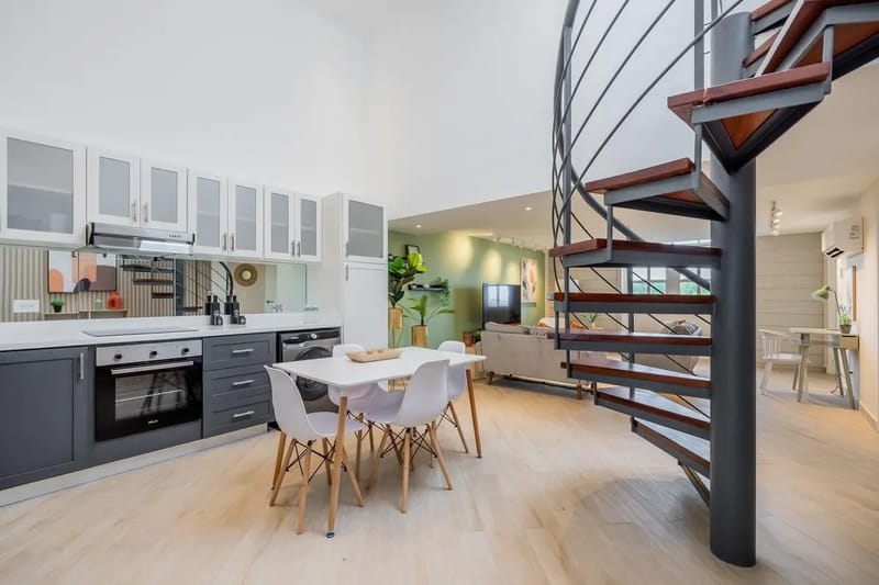 Elegant 3BR in Casco Antiguo w/ Terrace