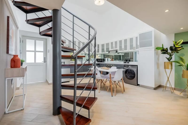 Elegant 3BR in Casco Antiguo w/ Terrace