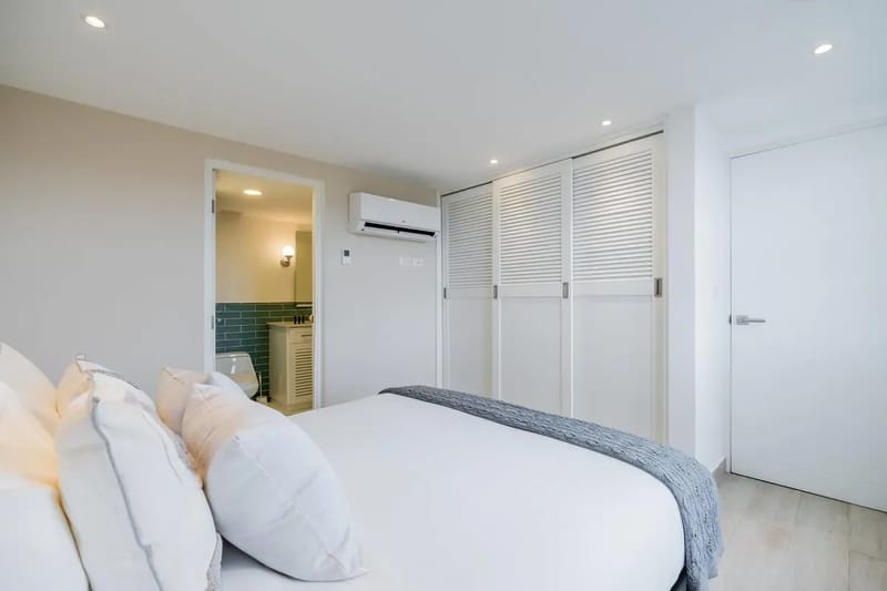 Elegant 3BR in Casco Antiguo w/ Terrace