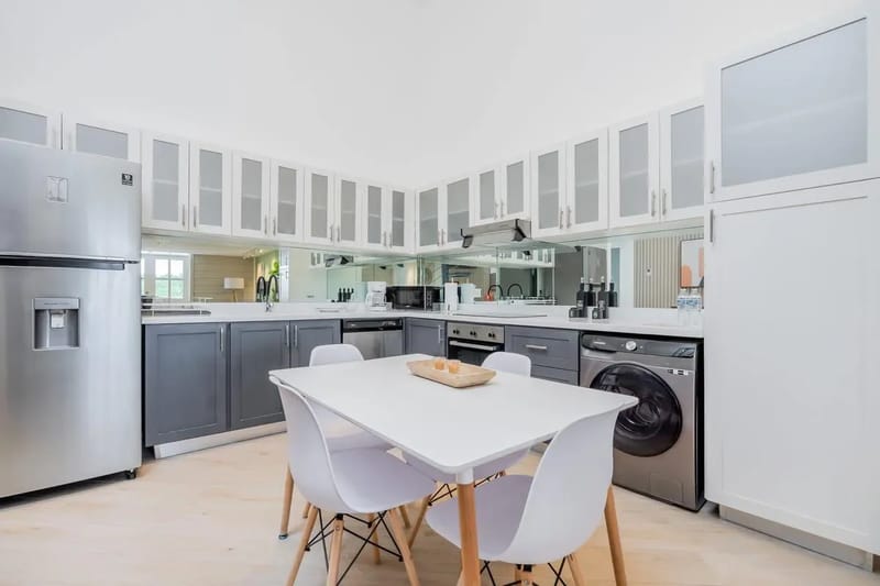 Elegant 3BR in Casco Antiguo w/ Terrace