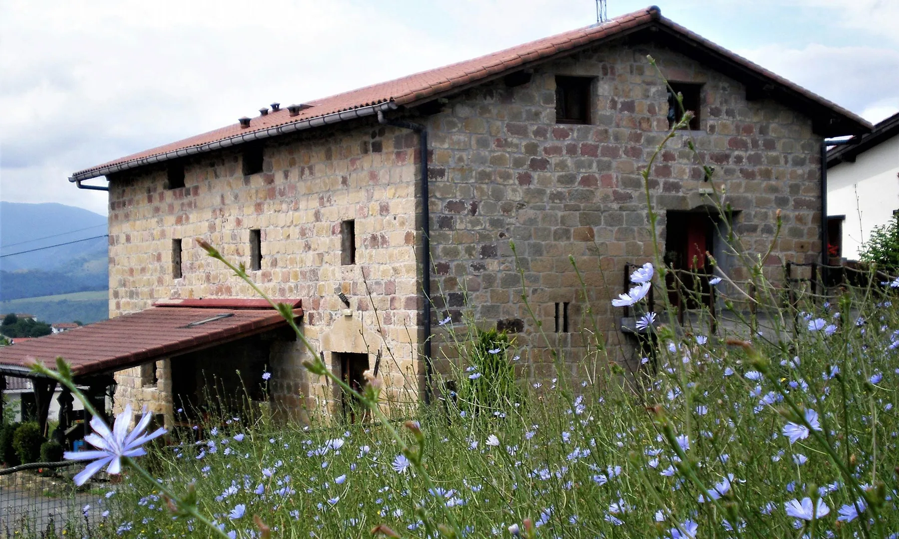 Abeta Zaharra farmhouse
