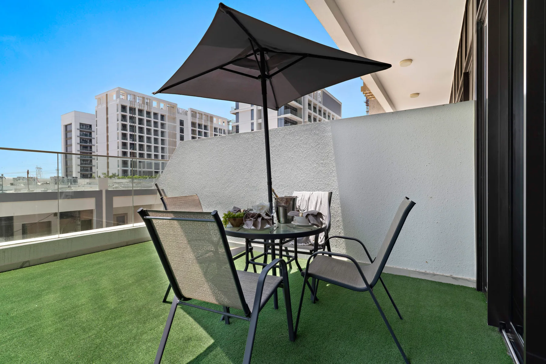 Spacious Patio