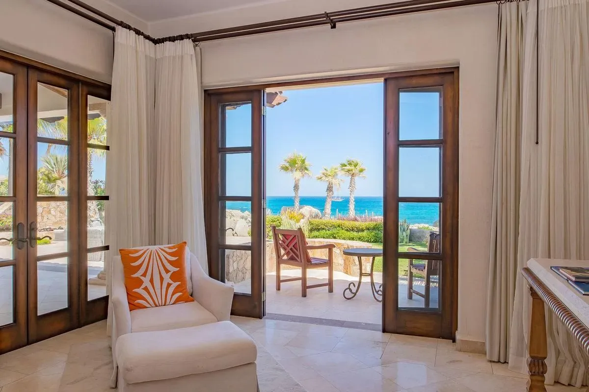 Paradise Cove 4BR Villa with Ocean View