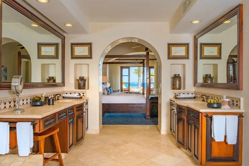 Paradise Cove 4BR Villa with Ocean View