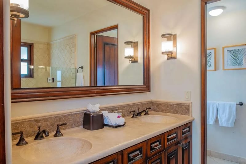 Paradise Cove 4BR Villa with Ocean View