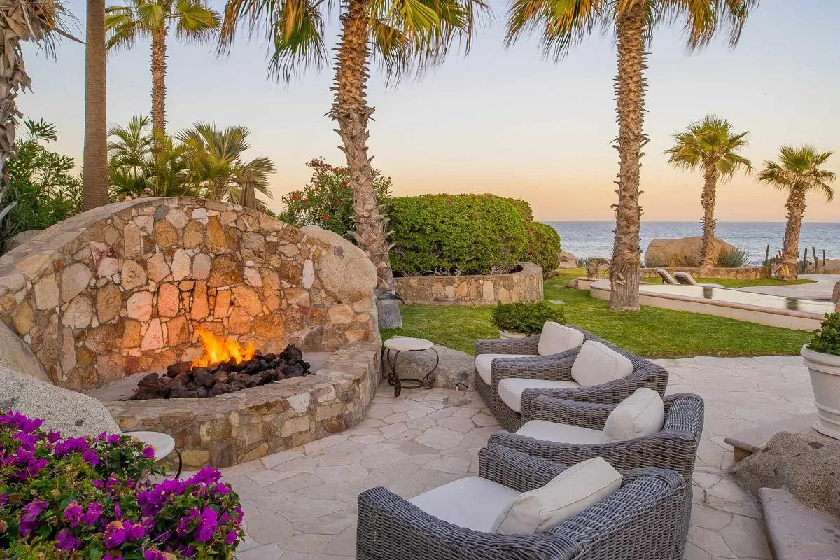 Paradise Cove 4BR Villa with Ocean View