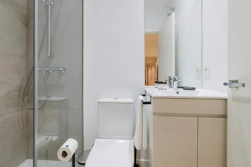 Elegant 2BR at Palacio Real