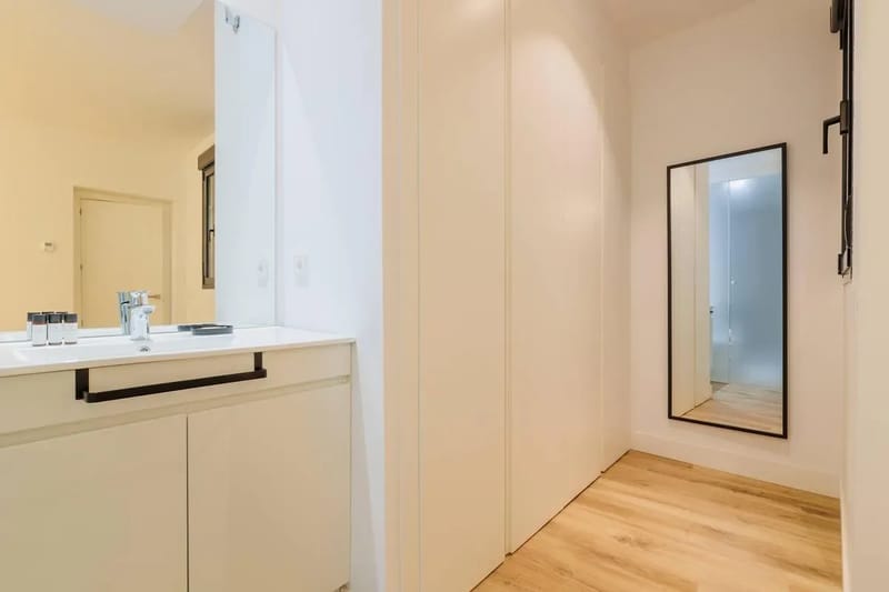 Elegant 2BR at Palacio Real