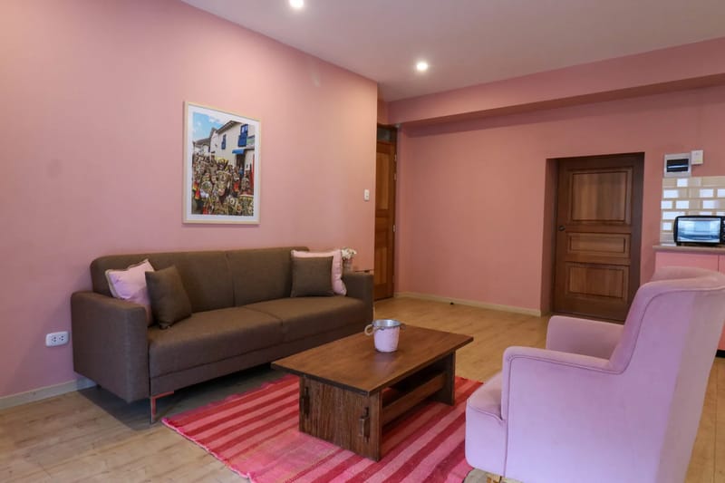 Modern 1BR in Plaza de Armas w/ Balcony