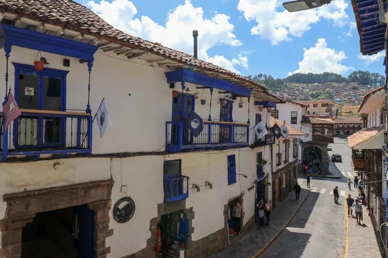 Modern 1BR in Plaza de Armas w/ Balcony