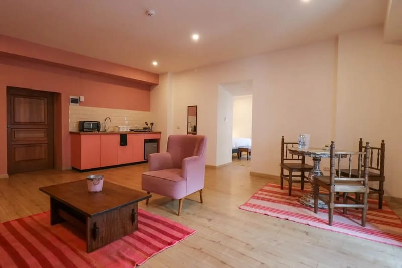 Modern 1BR in Plaza de Armas w/ Balcony