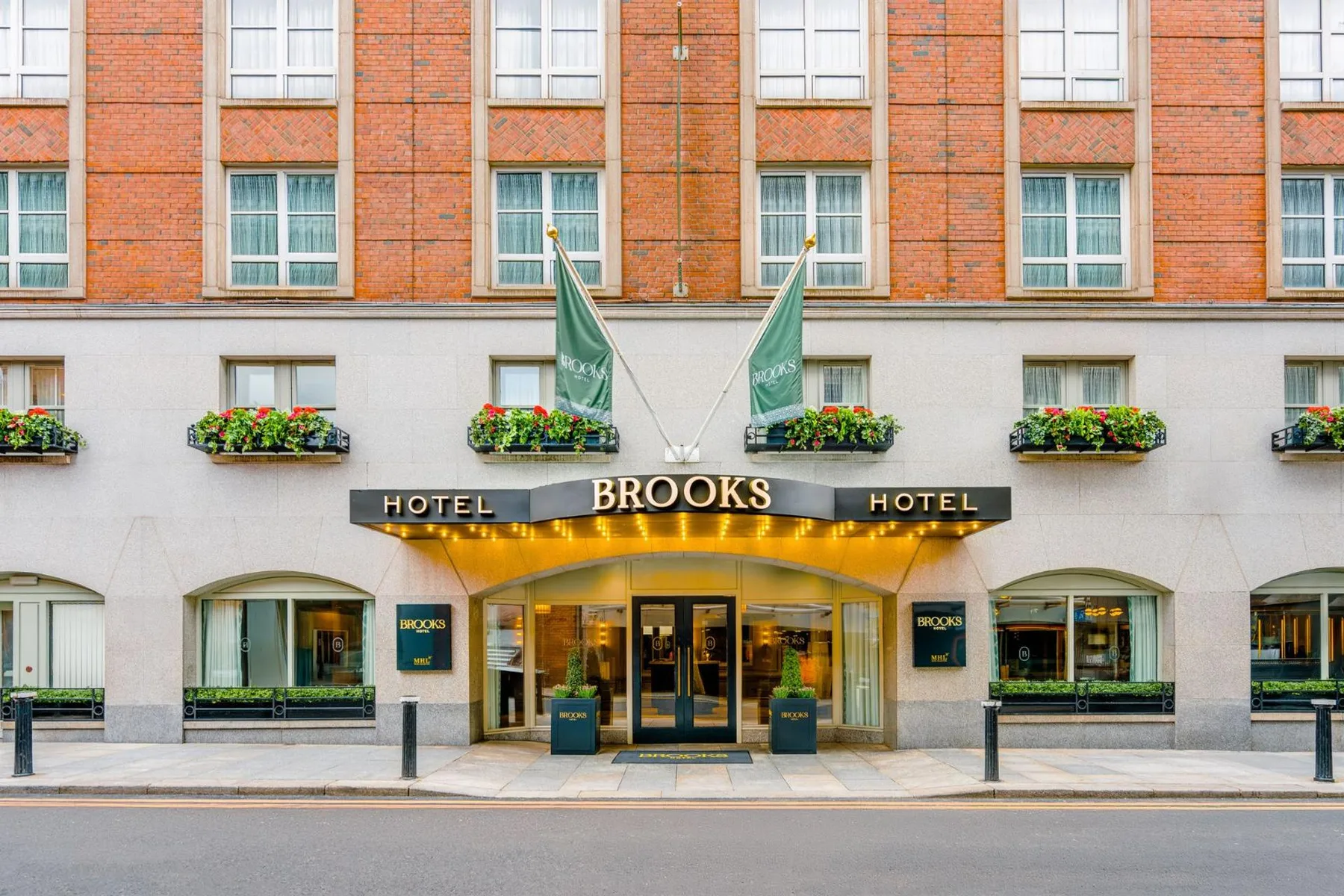 Brooks Hotel