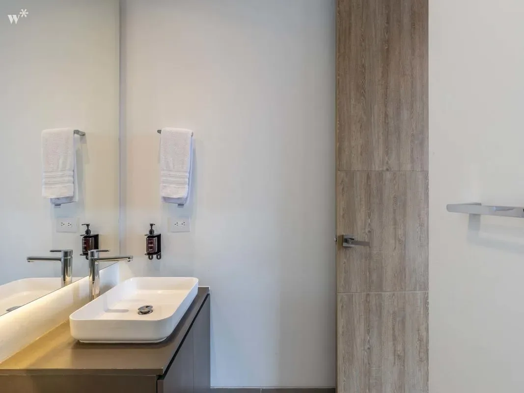 Bright 2BR in Parque Virrey