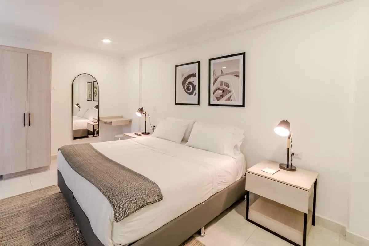 Deluxe Loft in El Poblado w/ Private Jacuzzi