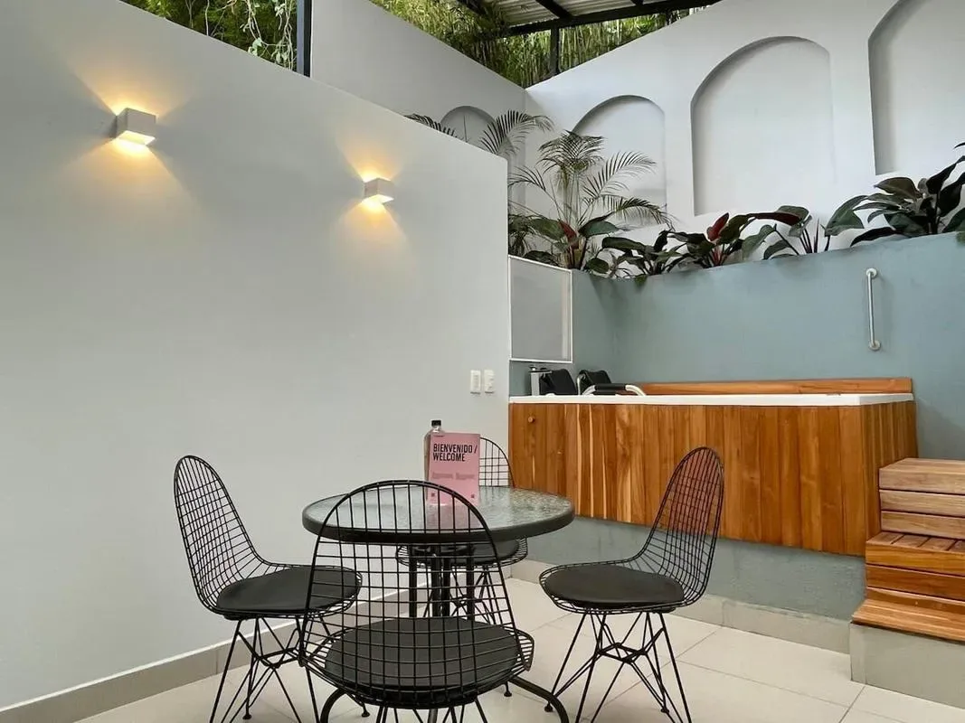 Deluxe Loft in El Poblado w/ Private Jacuzzi
