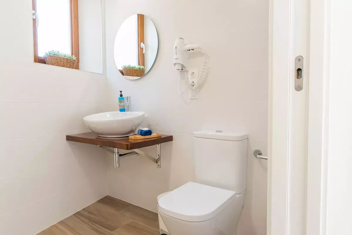 Guest room