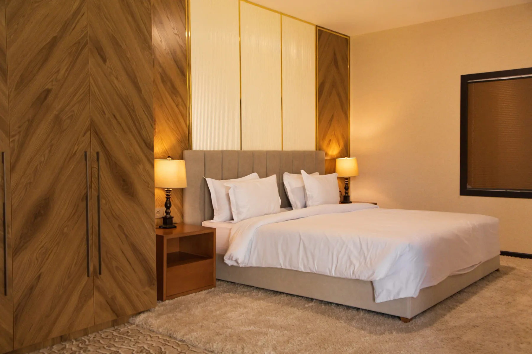 Suite with mountain view