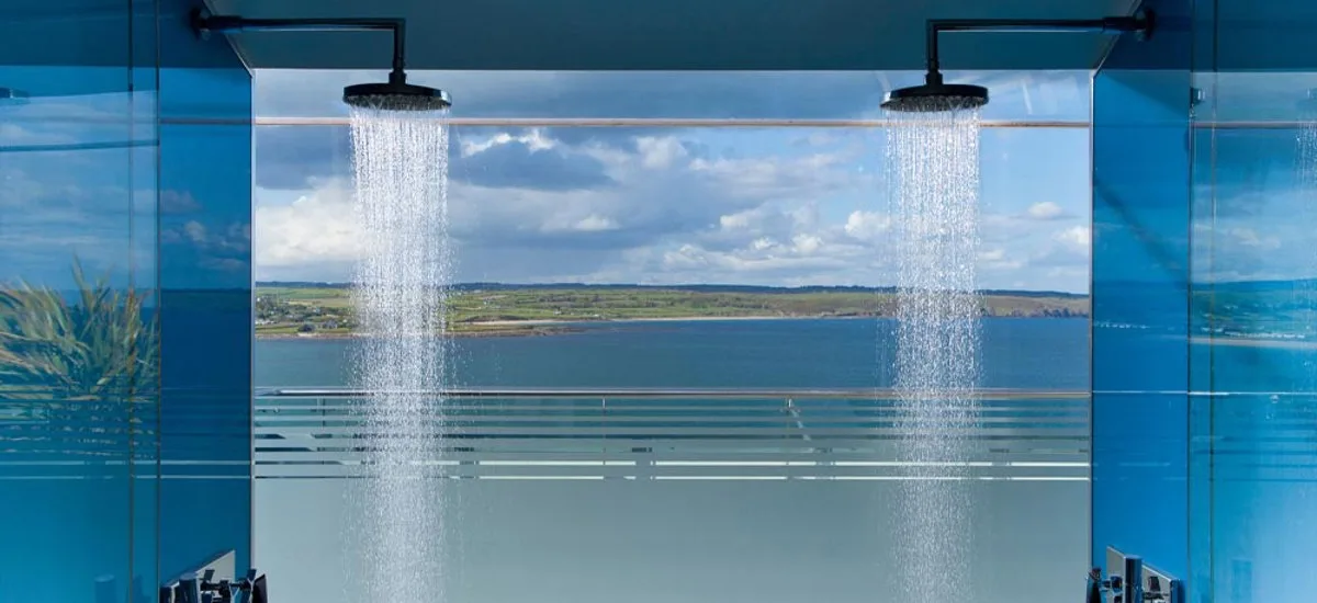 Suite shower