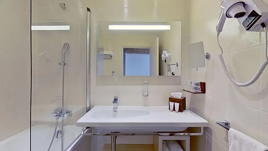 Bathroom with bathtub