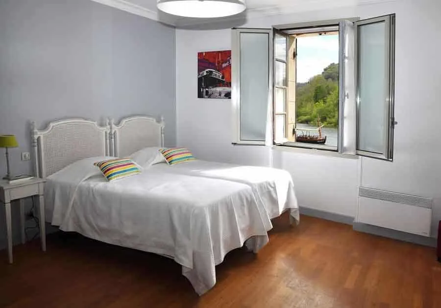 Habitación con dos camas
