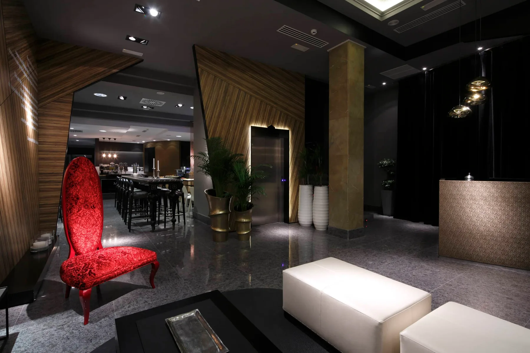 Hotel Capitol entrance